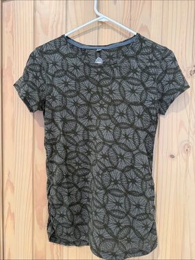 🚴‍♀️🚵🏻‍♀️ Club Ride Shirt EUC Size Small